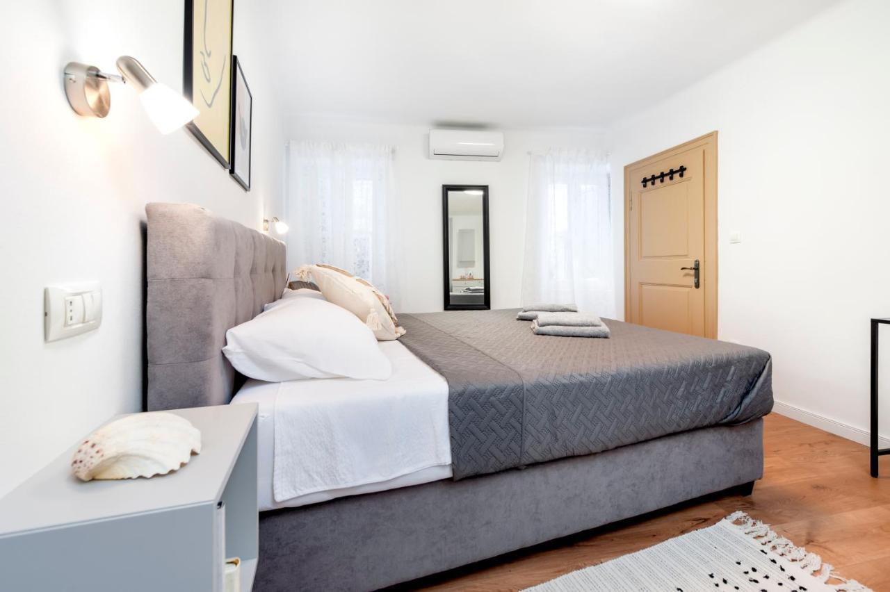 Adriatic Dream Rooms Ровинь Экстерьер фото