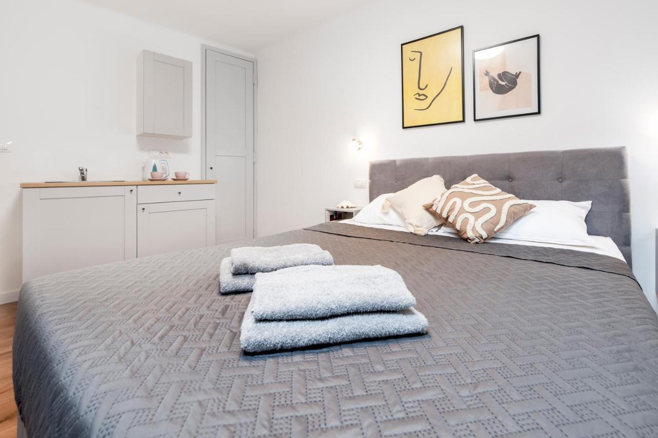 Adriatic Dream Rooms Ровинь Экстерьер фото