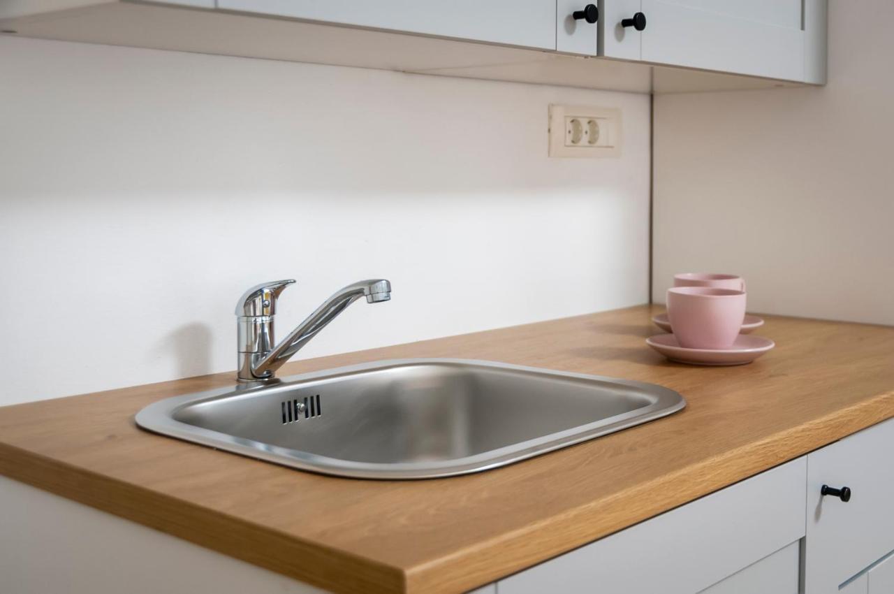 Adriatic Dream Rooms Ровинь Экстерьер фото