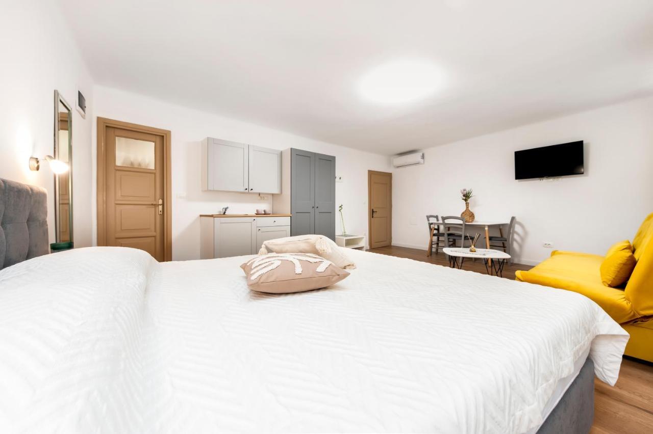 Adriatic Dream Rooms Ровинь Экстерьер фото