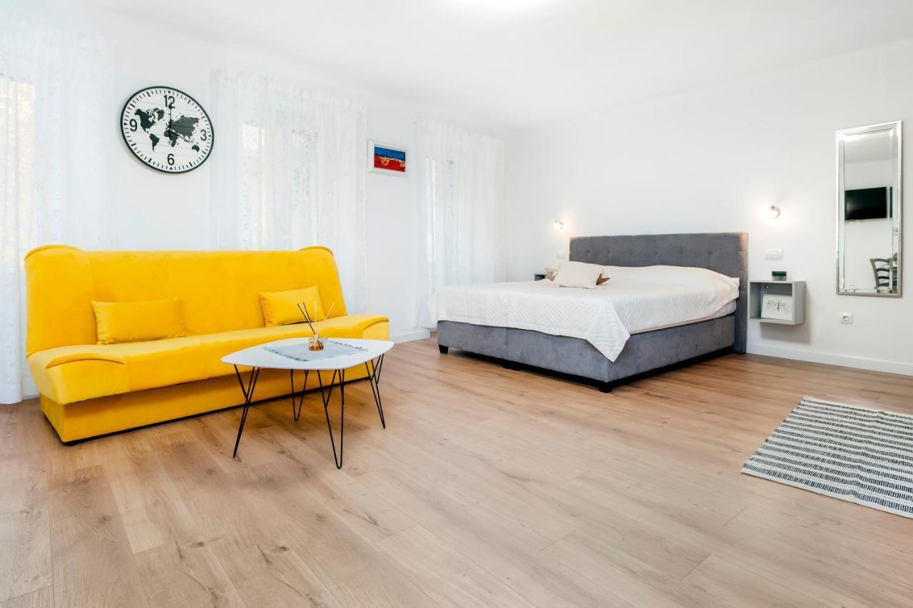 Adriatic Dream Rooms Ровинь Экстерьер фото