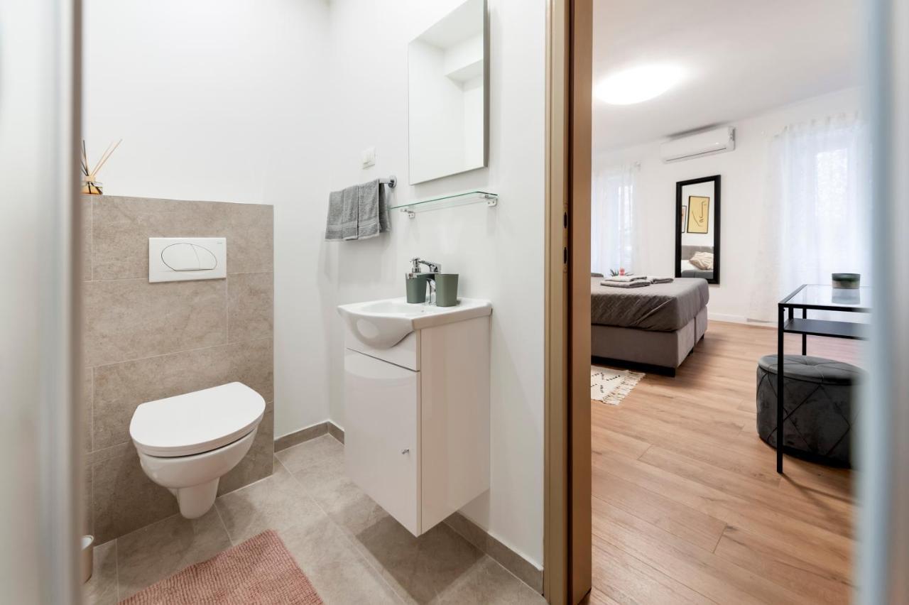 Adriatic Dream Rooms Ровинь Экстерьер фото